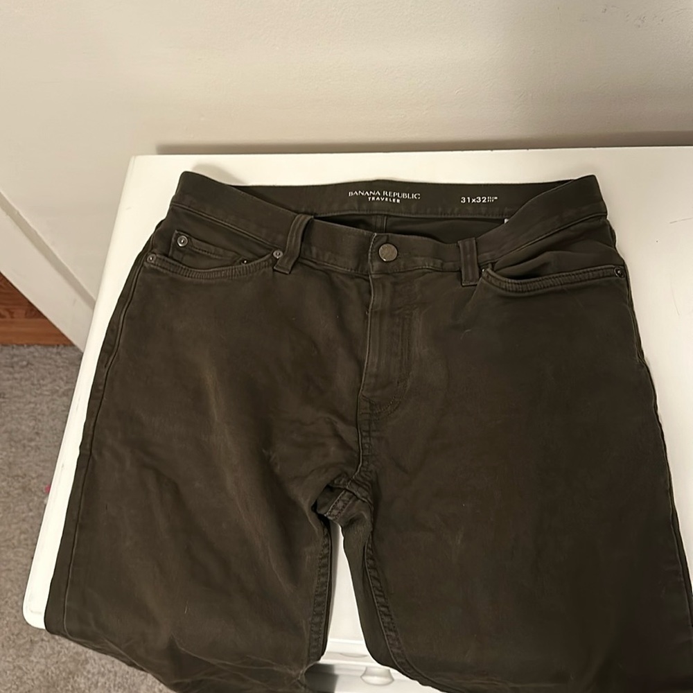 Banana Republic- Travelers (Dark Brown)